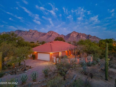 /international/us/400-e-strada-patania-oro-valley-az-110099886352/