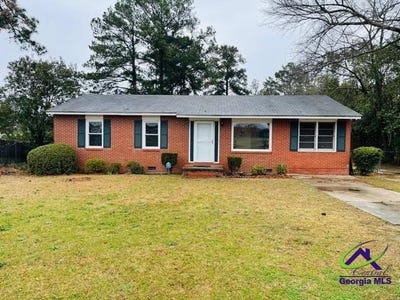 /international/us/111-nix-way-warner-robins-ga-110119987942/