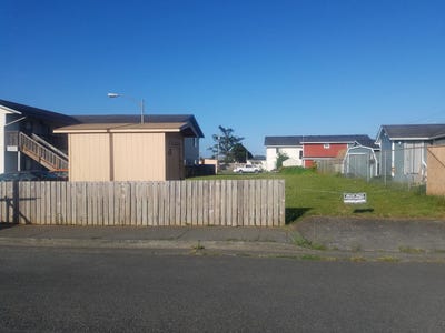 /international/us/764-e-crescent-city-ca-110092457418/