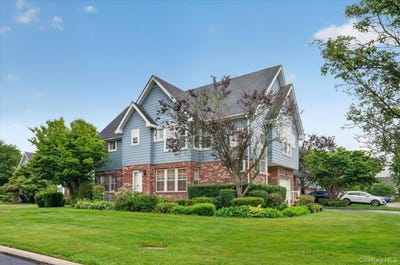 /international/us/41-43-broadlawn-drive-central-islip-ny-110108982094/