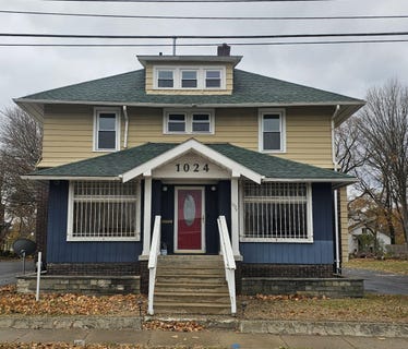 /international/us/1024-s-grand-traverse-street-flint-mi-110104634704/