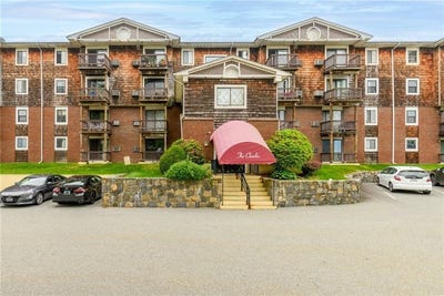 /international/us/1190-charles-street-north-providence-ri-110100149299/