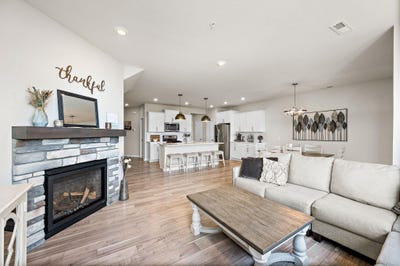 /international/us/5231-94th-lane-n-brooklyn-park-mn-110108035066/