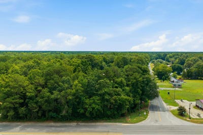 /international/us/1430-main-street-bonneau-sc-110109390928/
