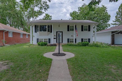 /international/us/411-calvin-st-moville-ia-110108961616/