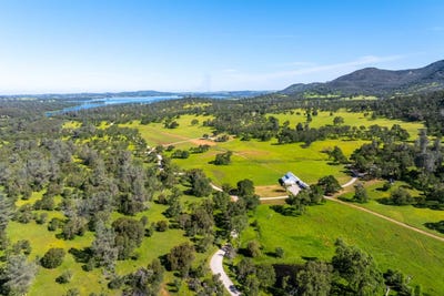 /international/us/8591-hogan-dam-road-valley-springs-ca-110096567211/