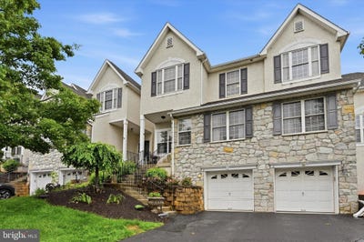 /international/us/4-lincoln-drive-downingtown-pa-110108480218/