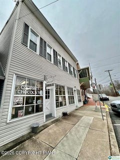 /international/us/507-delaware-avenue-portland-pa-110107720961/