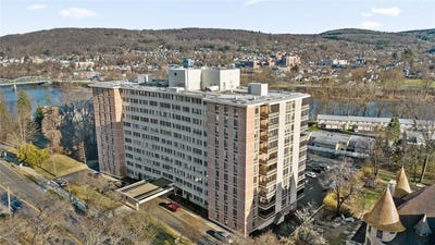 /international/us/5-riverside-drive-binghamton-ny-110106926274/