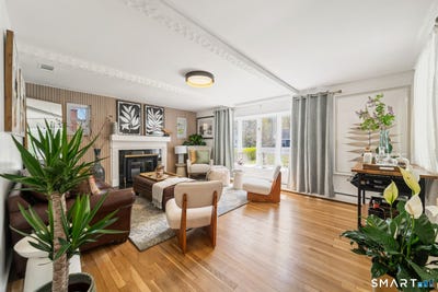 /international/us/135-troy-road-south-windsor-ct-110107797510/