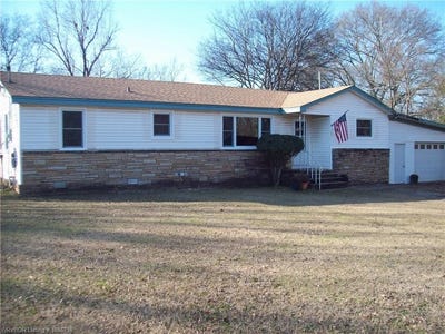 /international/us/705-n-18th-st-ozark-ar-110105236544/