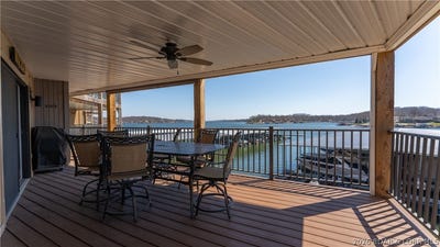 /international/us/70-sunrise-ridge-drive-sunrise-beach-mo-110106845897/