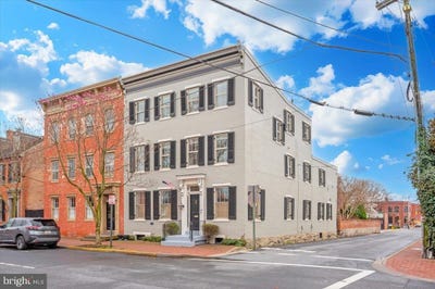 /international/us/200-e-church-st-frederick-md-110106841437/