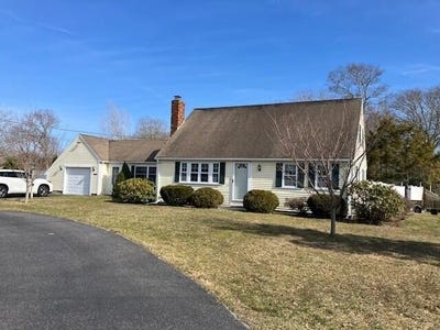 /international/us/31-captain-lothrop-road-south-yarmouth-ma-110106763328/