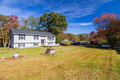 /international/us/378-rondeau-street-palmer-ma-110107477107/