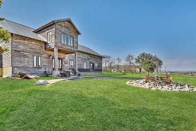 /international/us/2645-kallus-road-la-grange-tx-110097808128/