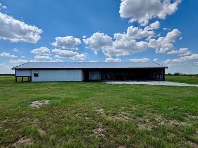 /international/us/323-slaughter-road-megargel-tx-110101871103/