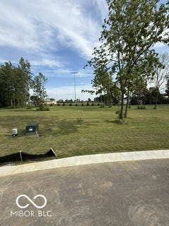 /international/us/4860-lakeview-drive-greenwood-in-110110274076/