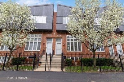 /international/us/4932-w-lawrence-avenue-chicago-il-110108442751/