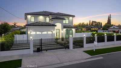 /international/us/8065-lloyd-avenue-north-hollywood-ca-110109051729/