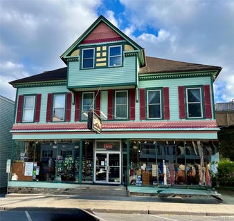 /international/us/32-parkway-katonah-ny-110108507533/