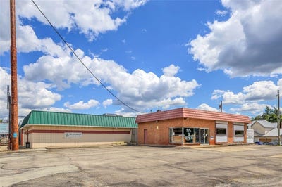 /international/us/110-e-pennsylvania-ave-105-n-center-ave-new-stanton-pa-110102054705/