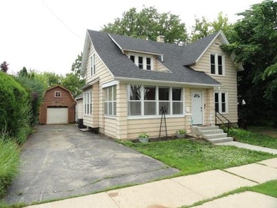 /international/us/318-n-3rd-st-fort-atkinson-wi-110108817845/