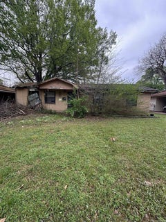 /international/us/900-barrow-drive-pine-bluff-ar-110107032637/