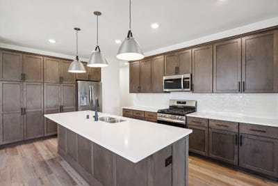 /international/us/508-hickory-hollow-rd-waterford-wi-110100216115/