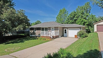 /international/us/605-terrace-hill-drive-corning-ia-110100119825/?lang=en