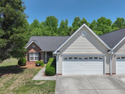 /international/us/1052-glyn-water-ln-high-point-nc-110108225336/