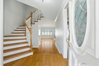/international/us/21434-cypresswood-lake-forest-ca-110120527963/