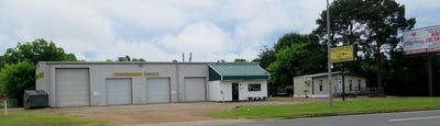 /international/us/2209-university-drive-nacogdoches-tx-110108282480/