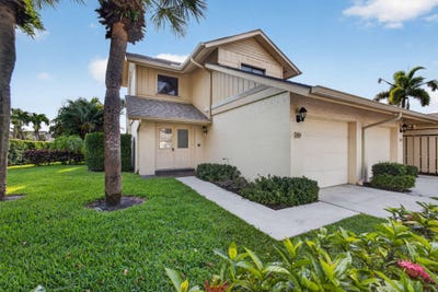 /international/us/17137-waterbend-drive-jupiter-fl-110108424710/