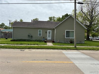 /international/us/592-brown-avenue-livingston-il-110107852477/