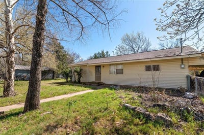 /international/us/161-private-road-3423-bridgeport-tx-110100655370/