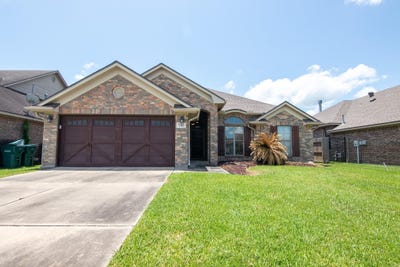 /international/us/5745-kathy-ln-beaumont-tx-110107656475/