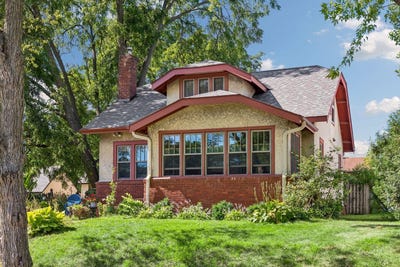 /international/us/2761-zenith-avenue-n-robbinsdale-mn-110120563195/