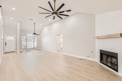 /international/us/201-orchard-way-hutto-tx-110109027665/