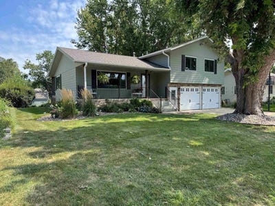 /international/us/601-sw-iowa-ave-orange-city-ia-110107078407/