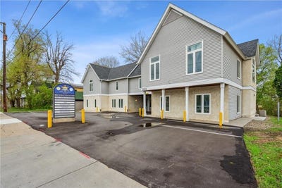 /international/us/2434-commerce-boulevard-mound-mn-110107776345/
