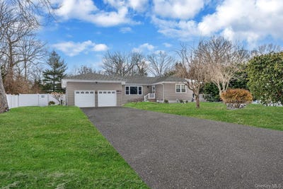 /international/us/159-shady-lane-smithtown-ny-110107314933/
