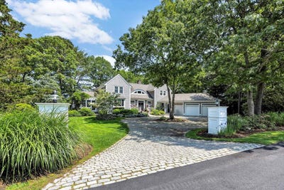 /international/us/77-the-heights-mashpee-ma-110097596751/