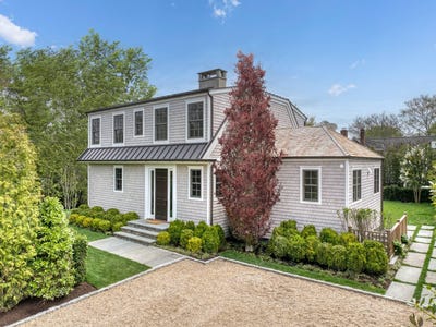 /international/us/94-cooper-lane-east-hampton-ny-110099525655/