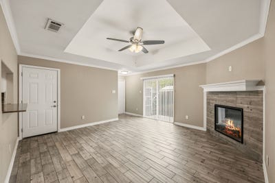 /international/us/521-525-gilcrease-street-van-alstyne-tx-110107762261/