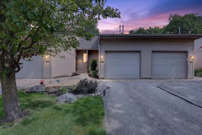 /international/us/2699-limestone-lane-ne-grand-rapids-mi-110119540486/