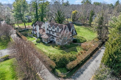 /international/us/3-wincoma-drive-huntington-bay-ny-110098378076/