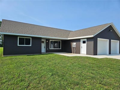 /international/us/141-washington-street-walnut-grove-mn-110104558851/