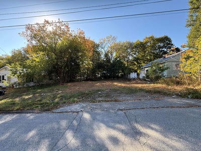 /international/us/68-lincoln-street-old-town-me-110108531492/