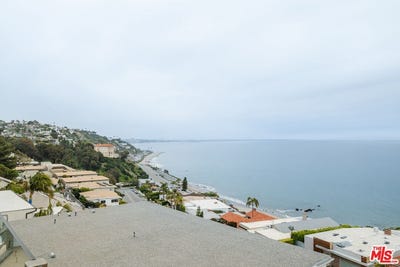 /international/us/18203-coastline-dr-malibu-ca-110100705092/